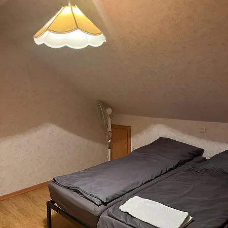Apartment Nr 5 Og 3zkb Fuer Familien Und Firmen Fuldatal
