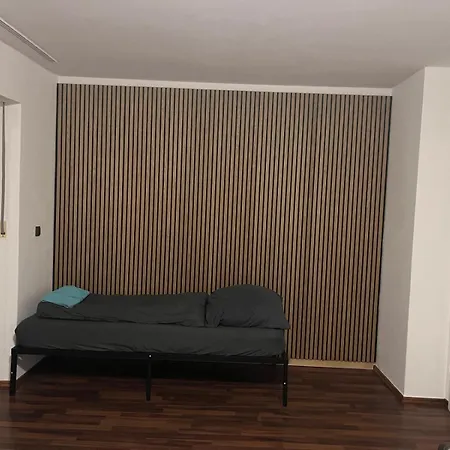 Apartment Nr 5 Og 3zkb Fuer Familien Und Firmen