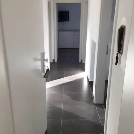 Apartment Nr 5 Og 3zkb Fuer Familien Und Firmen Fuldatal